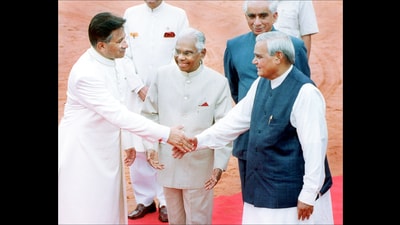 President Pervez Musharraf (left) with President KR Narayanan (centre) and Prime Minister Atal Bihari Vajpayee. Foreign Minister Jaswant Singh is also in the picture. (HT Photo) President Pervez Musharraf (left) with President KR Narayanan (centre) and Prime Minister Atal Bihari Vajpayee. Foreign Minister Jaswant Singh is also in the picture. (HT Photo)