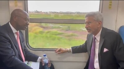 S Jaishankar In Mozambique: This marks the first-ever visit by an external affairs minister of India to the country. S Jaishankar In Mozambique: This marks the first-ever visit by an external affairs minister of India to the country.