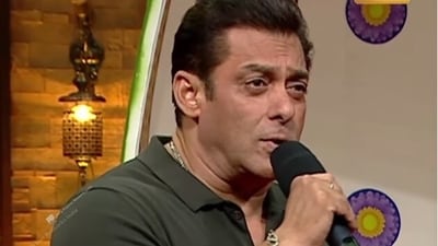 Salman Khan delivered a long monologue on what, according to him, women do when they are in relationship. Salman Khan delivered a long monologue on what, according to him, women do when they are in relationship.
