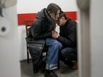 Russia-Ukraine war: Young mother collapses in husband's arms after toddler killed in Russian shell attack. Russia-Ukraine war: Young mother collapses in husband's arms after toddler killed in Russian shell attack.