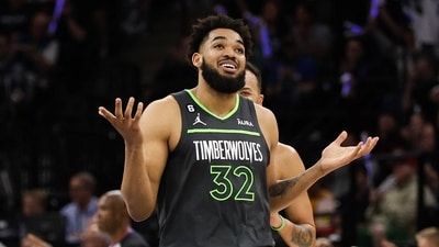 Minnesota Timberwolves center Karl-Anthony Towns (32) (USA TODAY Sports via Reuters Con)