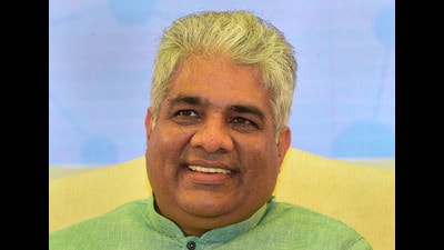 Bhupender Yadav says developed nations must take on larger and rapid CO2 emission cuts to meet carbon neutrality goals before 2050 (PTI) Bhupender Yadav says developed nations must take on larger and rapid CO2 emission cuts to meet carbon neutrality goals before 2050 (PTI)