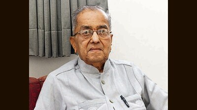 Gohad explained that traffic coming from Paud Road, NDA Road, Pashan Road and Westerly diversion were studied. (HT PHOTO) Gohad explained that traffic coming from Paud Road, NDA Road, Pashan Road and Westerly diversion were studied. (HT PHOTO)