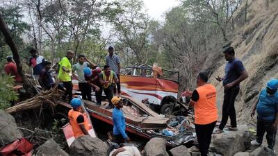 Raigad, India - April 15 2023: Around 12 people killed and 25 injured after a bus fell into a gorge on the Old Pune-Mumbai Highway in Borghat near Shingroba Mandir, in Maharashtra's Raigad district, India, on Saturday, April 15 2023. (HT PHOTO) (Hindustan Times) Raigad, India - April 15 2023: Around 12 people killed and 25 injured after a bus fell into a gorge on the Old Pune-Mumbai Highway in Borghat near Shingroba Mandir, in Maharashtra's Raigad district, India, on Saturday, April 15 2023. (HT PHOTO) (Hindustan Times)