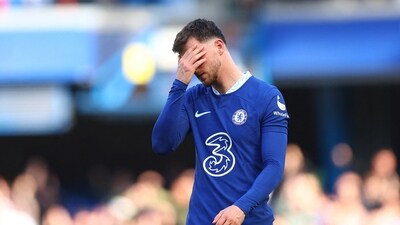 Chelsea's Mason Mount looks dejected after the match (REUTERS)