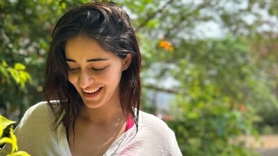 Actor Ananya Panday never misses a chance to treat her fans with latest pictures and videos. Taking to Instagram on Saturday, the actor posted a string of pictures from her recent trip. In one of the photos, the actor smiled looking at the flowers and sported a no makeup look. Actor Ananya Panday never misses a chance to treat her fans with latest pictures and videos. Taking to Instagram on Saturday, the actor posted a string of pictures from her recent trip. In one of the photos, the actor smiled looking at the flowers and sported a no makeup look.