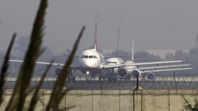 The Ariana Afghan airlines, with 124 passengers and nine crew members, was taxiing for take-off at at 3.30 pm when the Delhi airport authorities got the hijack alert from it. (HT File Photo) The Ariana Afghan airlines, with 124 passengers and nine crew members, was taxiing for take-off at at 3.30 pm when the Delhi airport authorities got the hijack alert from it. (HT File Photo)