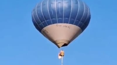 Hot Air Ballooning in Pushkar: Hot air ballooning in Pushkar, Rajasthan, offers a unique perspective of the desert landscape and the holy town. (File Photo (Twitter)) Hot Air Ballooning in Pushkar: Hot air ballooning in Pushkar, Rajasthan, offers a unique perspective of the desert landscape and the holy town. (File Photo (Twitter))