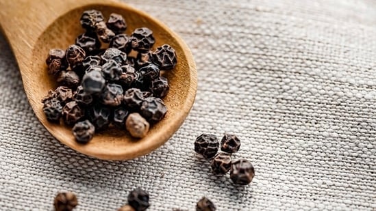 Black pepper: The spice and its main active compound piperine play a role in reducing inflammation in the body.(Pixabay)