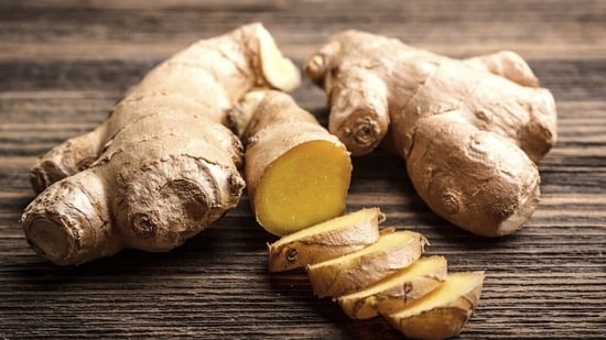 Ginger: It contains more than 100 active compounds, such as gingerol, shogaol, zingiberene, and zingerone, to name a few. These are likely responsible for its health effects, including helping reduce inflammation in the body.(Pixabay)
