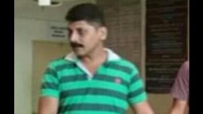 Unnamed accused in murder case hobnobs with cops for 16 years