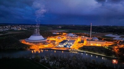 Lights illuminate the Neckarwestheim 2 Nuclear Power Station, operated by EnBW Energie Baden-Wuerttemberg AG, in Neckarwestheim, Germany, before being shut on April 15. (Bloomberg) Lights illuminate the Neckarwestheim 2 Nuclear Power Station, operated by EnBW Energie Baden-Wuerttemberg AG, in Neckarwestheim, Germany, before being shut on April 15. (Bloomberg)
