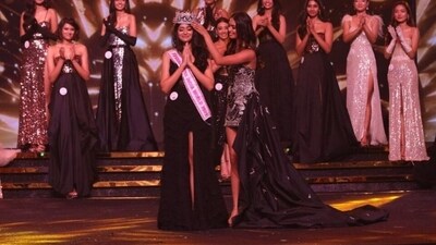 Miss India 2022 Sini Shetty crowned her successor Nandini Gupta as the Miss India World 2023. The picture shows Sini placing the crown on Nandini's head as she soaks in the moment of her win. (Instagram) Miss India 2022 Sini Shetty crowned her successor Nandini Gupta as the Miss India World 2023. The picture shows Sini placing the crown on Nandini's head as she soaks in the moment of her win. (Instagram)