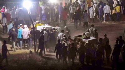 People gather for Atiq Ahmed’s funeral in Prayagraj on Sunday. (PTI) (HT_PRINT) People gather for Atiq Ahmed’s funeral in Prayagraj on Sunday. (PTI) (HT_PRINT)