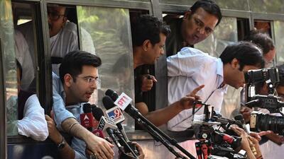 Police detain AAP leaders during a protest near the CBI office in New Delhi on Sunday. (Vipin Kumar/HT Photo) Police detain AAP leaders during a protest near the CBI office in New Delhi on Sunday. (Vipin Kumar/HT Photo)