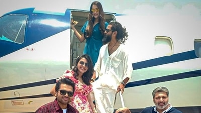 The actors of the Mani Ratnam film travelled together for the film promotions in Tamil Nadu ahead of Ponniyin Selvan 2's release. The actors of the Mani Ratnam film travelled together for the film promotions in Tamil Nadu ahead of Ponniyin Selvan 2's release.