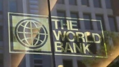According to the World Bank, Pakistan's economy is under stress with low foreign reserves and high inflation. (File) According to the World Bank, Pakistan's economy is under stress with low foreign reserves and high inflation. (File)
