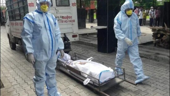 The 58-year-old woman, who resides in Ludhiana, succumbed to the virus on April 15 at Rajendra Hospital in Patiala, taking this year’s death toll to four. (HT File Photo)