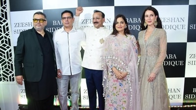 Salman Khan's sister Alvira Khan, her husband Atul Agnihotri and Katrina Kaif's sister Isabelle Kaif posed together at the red carpet. Salman Khan's sister Alvira Khan, her husband Atul Agnihotri and Katrina Kaif's sister Isabelle Kaif posed together at the red carpet.
