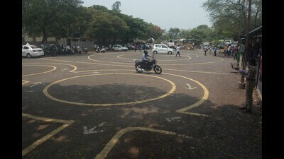 Applicant during a two-wheeler test at Phulenagar RTO on Monday. (Shankar Narayan/HT PHOTO) Applicant during a two-wheeler test at Phulenagar RTO on Monday. (Shankar Narayan/HT PHOTO)