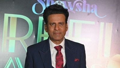 Manoj Bajpayee spoke about how he fell unconscious on his first trip abroad after drinking too much on the plane. (Photo by Sujit JAISWAL / AFP) (AFP) Manoj Bajpayee spoke about how he fell unconscious on his first trip abroad after drinking too much on the plane. (Photo by Sujit JAISWAL / AFP) (AFP)