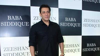 Salman Khan sported a black Pathani suit for the occasion. Salman Khan sported a black Pathani suit for the occasion.