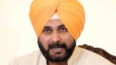 The Punjab Police on Monday registered an FIR against an unidentified person in connection with an alleged security lapse at Congress leader Navjot Singh Sidhu’s Patiala residence, officials said on Monday. (HT file photo)