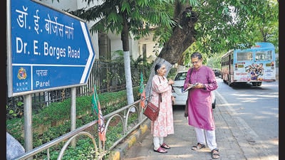 Writer Jerry Pinto interacts with daughter of Dr Ernest Borges, Renee Maria Borges, an Indian evolutionary biologist and professor at the Centre for Ecological Sciences, Indian Institute of Science, as they walks down memory on Dr E Borges Road in Parel, Mumbai. (ANSHUMAN POYREKAR / HT PHOTO) Writer Jerry Pinto interacts with daughter of Dr Ernest Borges, Renee Maria Borges, an Indian evolutionary biologist and professor at the Centre for Ecological Sciences, Indian Institute of Science, as they walks down memory on Dr E Borges Road in Parel, Mumbai. (ANSHUMAN POYREKAR / HT PHOTO)