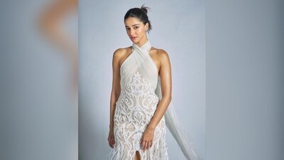 Ananya's stylist, Tanya Ghavri, took to Instagram to share a series of stunning pictures of the actress. The caption read, "Standing tall, white and beautiful!" (Instagram/@tanghavri ) Ananya's stylist, Tanya Ghavri, took to Instagram to share a series of stunning pictures of the actress. The caption read, "Standing tall, white and beautiful!" (Instagram/@tanghavri )