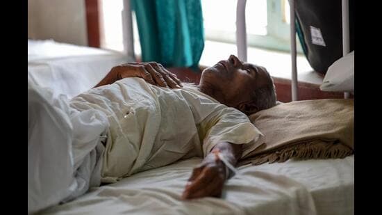 Elderly people, children, and those with pre-existing health issues are more vulnerable to being affected by heat waves. (REPRESENTATIVE PIC)