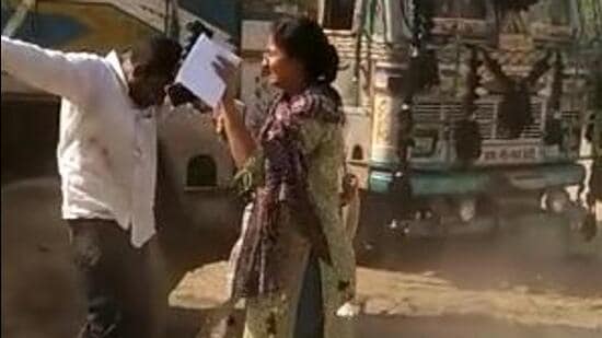 Patna SSP Rajiv Mishra said the Bihta police registered three FIRs against the suspects as well as truck owners under sections of attempt to murder and illegal mining b (Video Screengrab)