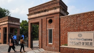 The new guidelines were framed by the proctor’s office in the aftermath of a March 28 incident during the annual cultural festival of the Indraprastha College for Women (Amal KS/HT file photo) The new guidelines were framed by the proctor’s office in the aftermath of a March 28 incident during the annual cultural festival of the Indraprastha College for Women (Amal KS/HT file photo)