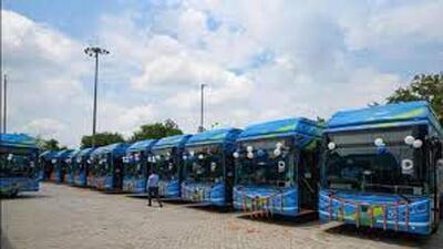 The Delhi government plans to roll out 2,180 such buses by 2025. (HT Photo)