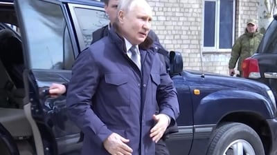 Russia-Ukraine war: President Vladimir Putin visiting the headquarters of the Dniepr military grouping in the Kherson region of Ukraine. (AFP) Russia-Ukraine war: President Vladimir Putin visiting the headquarters of the Dniepr military grouping in the Kherson region of Ukraine. (AFP)