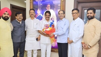 Shiv Sena (UBT) chief Uddhav Thackeray with Congress leaders at Matoshree in Mumbai on Monday. Shiv Sena (UBT) chief Uddhav Thackeray with Congress leaders at Matoshree in Mumbai on Monday.