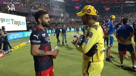 Virat Kohli and MS Dhoni (Twitter)