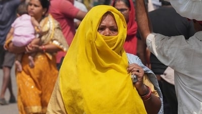 A heatwave is declared when the maximum is over 40°C, and the deviation from normal is at least 4.5 degrees. (PTI) (HT_PRINT) A heatwave is declared when the maximum is over 40°C, and the deviation from normal is at least 4.5 degrees. (PTI) (HT_PRINT)