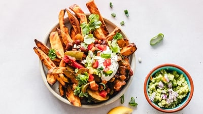 Guacamole and veggie dippers: Guacamole is a great snack for summer, as it's filling, refreshing, and full of healthy fats. Pair it with sliced veggies like cucumber and bell peppers for a satisfying crunch that will keep you full and energized throughout the day. (Pexels ) Guacamole and veggie dippers: Guacamole is a great snack for summer, as it's filling, refreshing, and full of healthy fats. Pair it with sliced veggies like cucumber and bell peppers for a satisfying crunch that will keep you full and energized throughout the day. (Pexels )