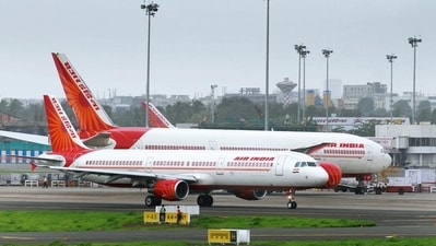 The airline also announced two additional levels or designations in the pilot category. (HT_PRINT) The airline also announced two additional levels or designations in the pilot category. (HT_PRINT)