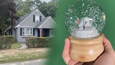 Man makes replicas of real houses. (Twitter/@McJesse) Man makes replicas of real houses. (Twitter/@McJesse)