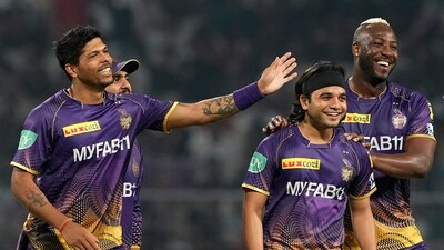 Kolkata: KKR bowler Suyash Sharma being greeted by teammates after he dismissed RCB batsman Karn Sharma during IPL 2023 cricket match between Kolkata Knight Riders and Royal Challengers Bangalore at the Eden Garden in Kolkata, Thursday, April 6, 2023. (PTI Photo/Swapan Mahapatra)  (PTI04_06_2023_000369B) (PTI)