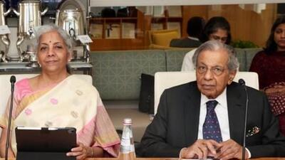 Union finance minister Nirmala Sitharaman with veteran policymaker NK Singh, in Washington DC. (HT Photo) Union finance minister Nirmala Sitharaman with veteran policymaker NK Singh, in Washington DC. (HT Photo)