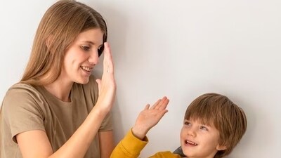 Positive parenting can have a significant impact on your child's social, emotional, and cognitive development. Here are some positive parenting tips to help your child thrive (Freepik) Positive parenting can have a significant impact on your child's social, emotional, and cognitive development. Here are some positive parenting tips to help your child thrive (Freepik)