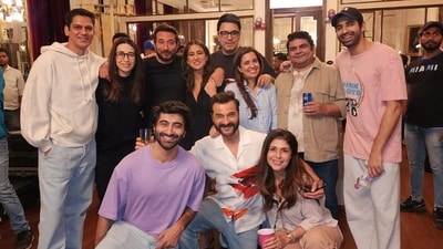 Murder Mubarak also stars Dimple Kapadia and Pankaj Tripathi but the two were not present on the last day of the Delhi schedule wrap. Murder Mubarak also stars Dimple Kapadia and Pankaj Tripathi but the two were not present on the last day of the Delhi schedule wrap. 