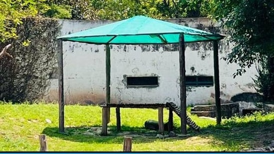 Earlier this month, the MeT office predicted above-normal maximum temperatures for most parts of the country from April to June, except parts of the northwest and the peninsular regions.&nbsp;(HT Photo)