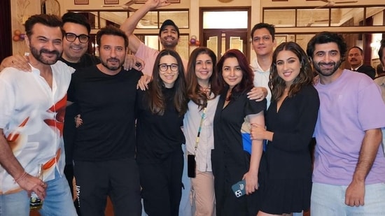 Filmmaker Homi Adajania wrapped up the Delhi schedule of his next, Murder Mubarak on Wednesday. The film stars Sara Ali Khan, Karisma Kapoor, Vijay Varma, Sanjay Kapoor, Tisca Chopra and others. &nbsp;