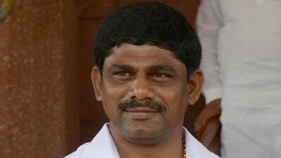 Confirming the development, Suresh said, “I’m a voter from Kanakapura and I should be contesting from there.” (HT Photo) Confirming the development, Suresh said, “I’m a voter from Kanakapura and I should be contesting from there.” (HT Photo)