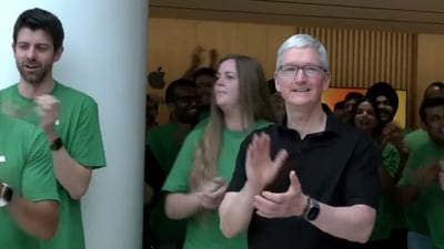 Apple CEO inaugurates Saket store. (ANI/ screengrab) Apple CEO inaugurates Saket store. (ANI/ screengrab)