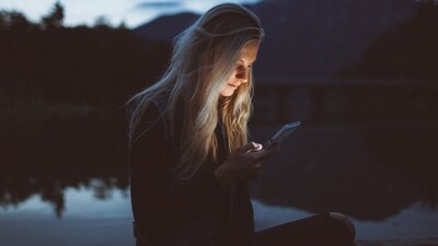 In this digital age, it's common to get addicted to smartphones, which can lead to various health issues. However, it's not too late to take control of your phone usage. In this article, we share eight simple steps, tips, and tactics to help you overcome smartphone addiction. From setting boundaries to creating a digital detox plan, read on to discover effective ways to reduce your phone usage and improve your overall well-being. (Unsplash) In this digital age, it's common to get addicted to smartphones, which can lead to various health issues. However, it's not too late to take control of your phone usage. In this article, we share eight simple steps, tips, and tactics to help you overcome smartphone addiction. From setting boundaries to creating a digital detox plan, read on to discover effective ways to reduce your phone usage and improve your overall well-being. (Unsplash)