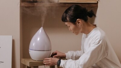 Invest in a humidifier: Summers can be hot and dry, which can cause the air to become dry. Investing in a humidifier can help balance the moisture content in the air, which can benefit your skin. (Pexels) Invest in a humidifier: Summers can be hot and dry, which can cause the air to become dry. Investing in a humidifier can help balance the moisture content in the air, which can benefit your skin. (Pexels)